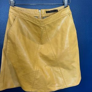 Zara Basics Leather looking skirt